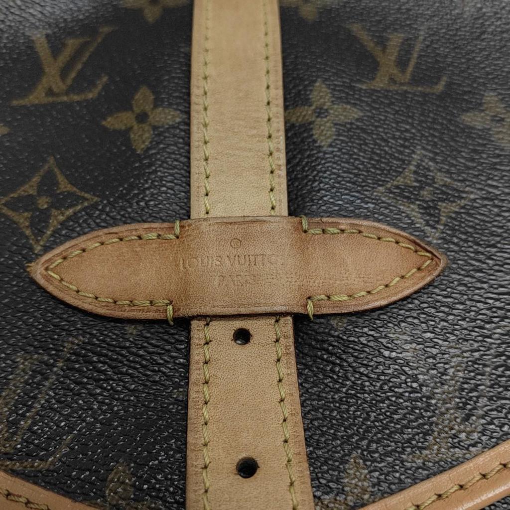 [Pre-Owned] Monogram Saumur 30 Iconic Classic Logo Print Adjustable Shoulder Strap Canvas And Leather Messenger Bag - Fair #13IZ0WF