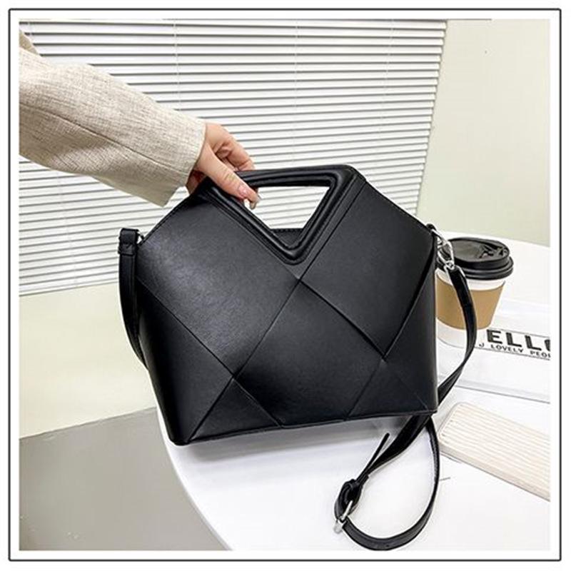 

Модная лоскутная женская сумка кроссбоди большой вместимости: Высокое качество, простота, мода. Standard чёрный