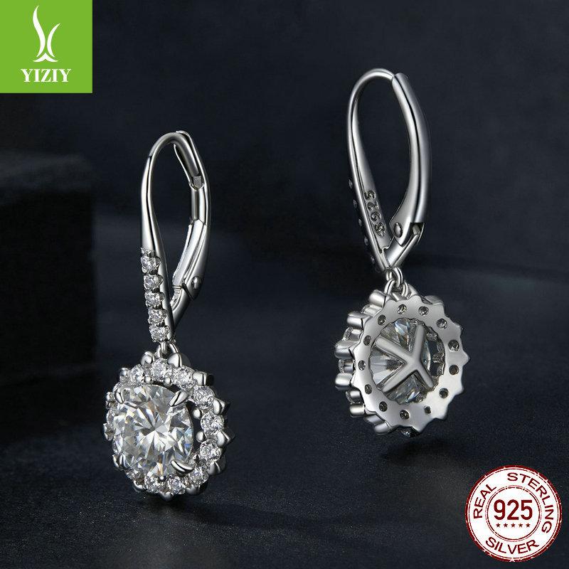 Simple Classic Sparkling One-Carat Buckle, Luxurious Charm Temperament S925 Sterling Silver Earrings Earrings