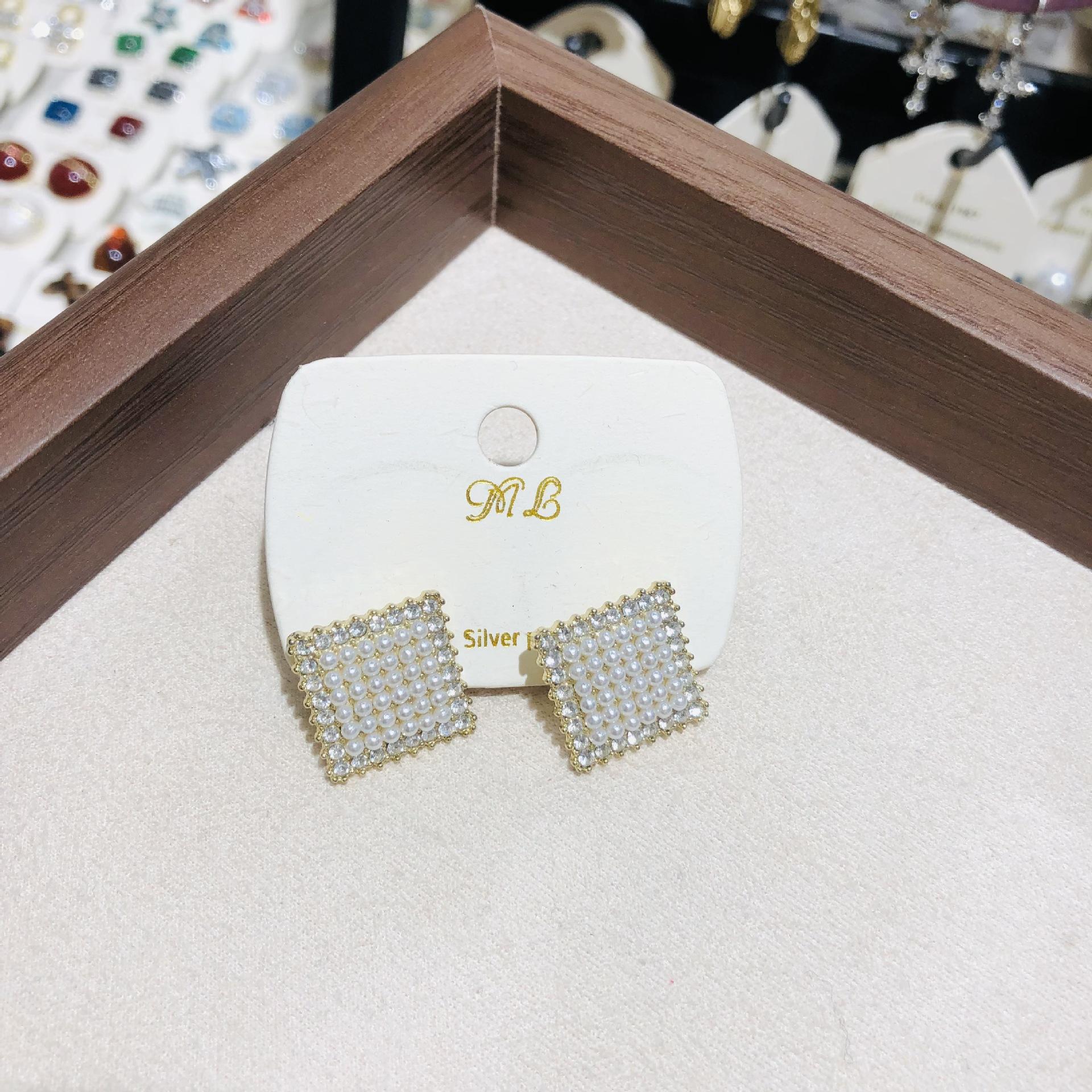Fashion Wedding Jewelry Pearl Earrings Gold Color Element Rhinestone Flower Earrings For Women Gifts