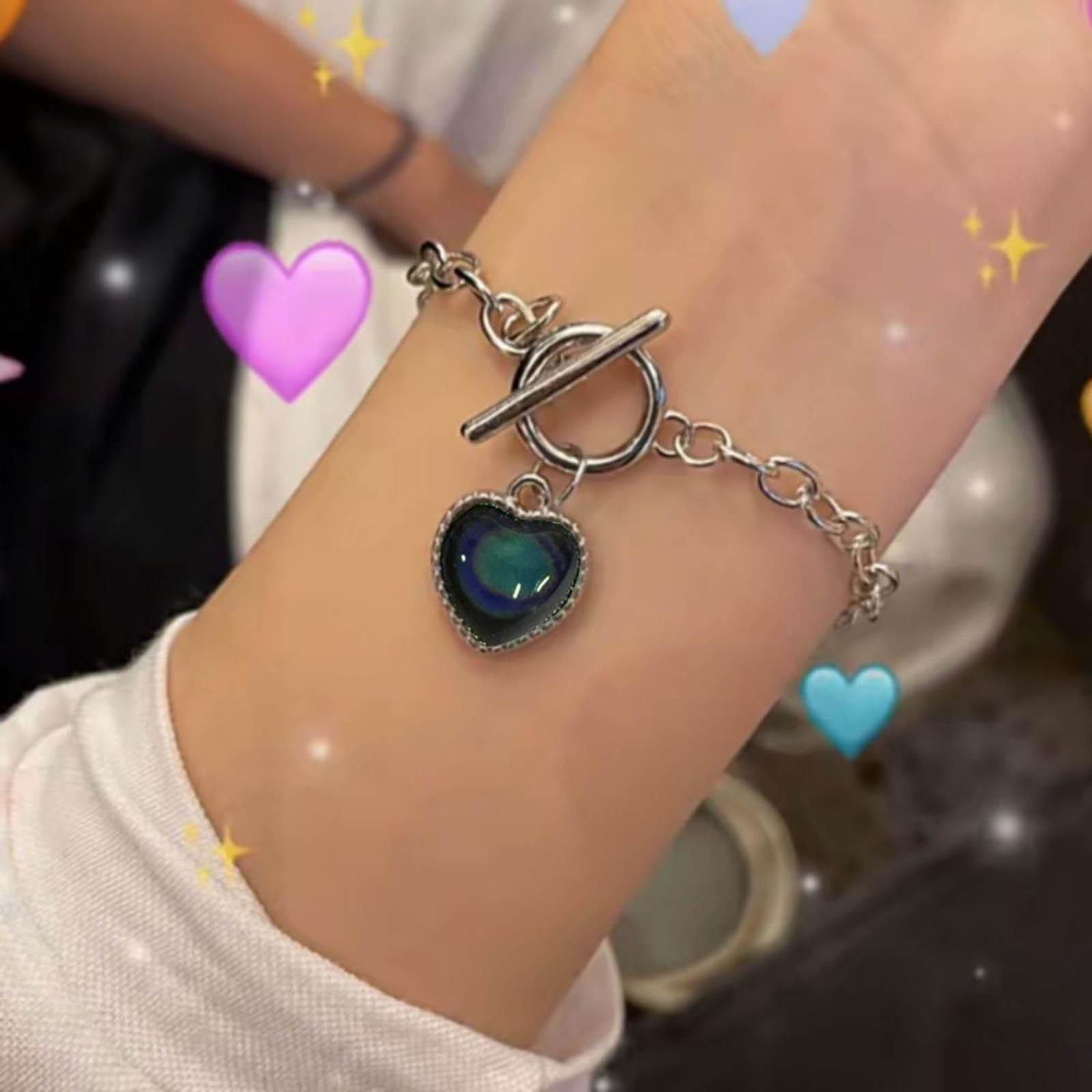 

Temperature Sensing Heart Pendant Bracelet Adjustable Chain Design Toggle Clasp Minimalist Jewelry for Everyday Wear Women Girls One Size белый