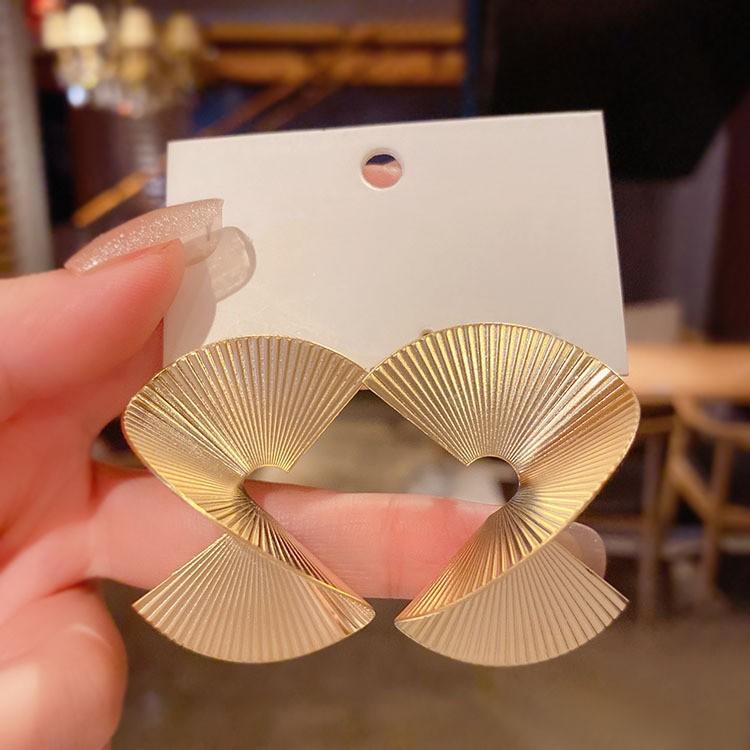 Exaggerated Metal Geometric Stud Earrings For Women Fashion Retro Gold Color Spiral Leaf Unique Earrings Party Jewelry Gifts