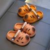 Primavera Verão Novo Lazer Infantil Desenho Animado Fofo Golfinho Antiderrapante Casa Interior Chinelos Sapatos de Praia Capivara