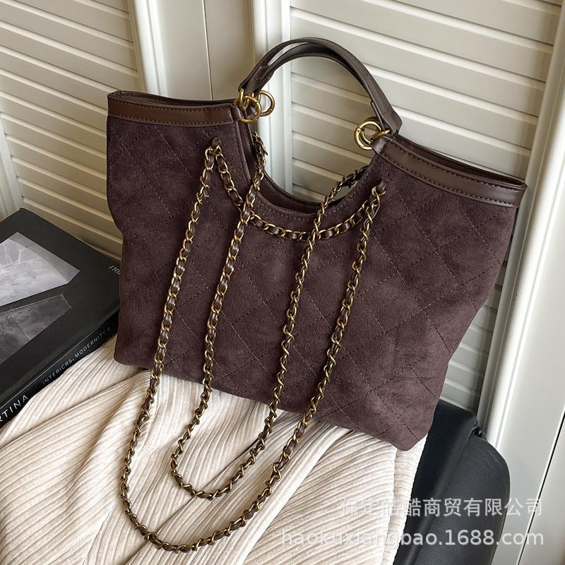This Year's Popular 2025 New Tote Bag Large Capacity High Sense Fashion Hand-held Underarm Commuter Shoulder Bag Women