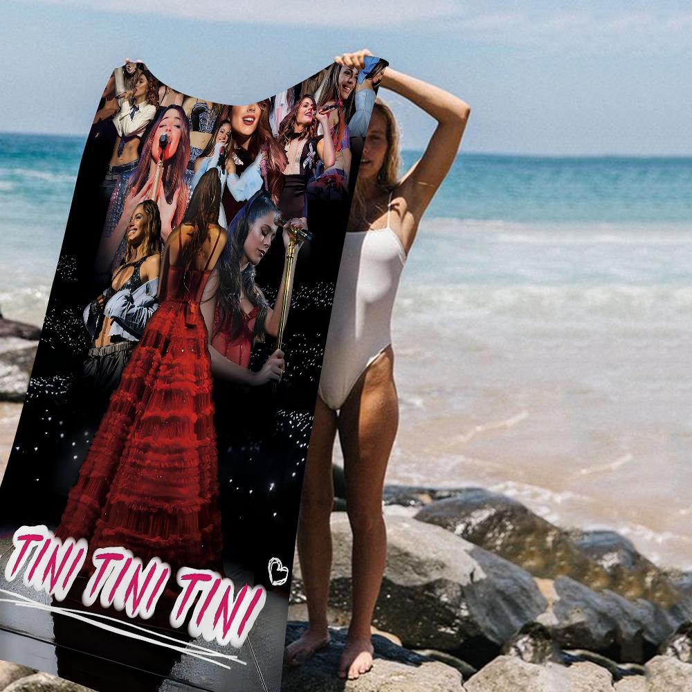 Singer Tini Stoessel Microfiber Beach Towel Absorbent Quick dry Soft Yoga Swimming Resort Mountain Climbing Towel W30*H60(CM)