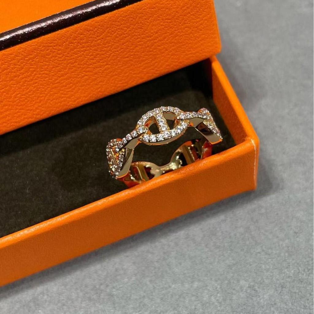 Inel V Gold Versiune Înaltă pentru Femei, Gros, Aur Roz 18k, cu Inel Nas Porc și Diamant de Carbon Înalt Integral - Inel Elegant și Versatil Seria H.