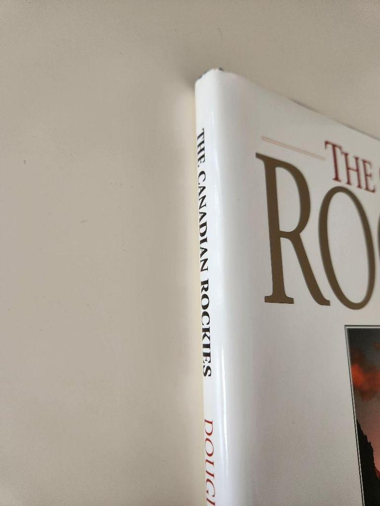 [USED] Canadian Rockies Photo Collection CANADA