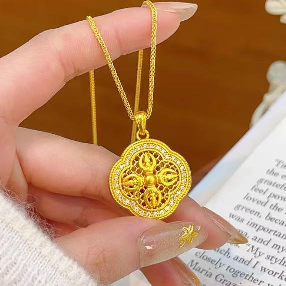 Gold Heritage Series: Four-Leaf Clover & Vajra Pendant Necklace for Women