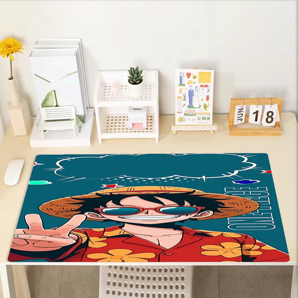 One Piece Theme Mouse Pad, Non Slip Rubber Base, Multifunctional Office & Home Decor, Perfect for Workspace Personalization.
