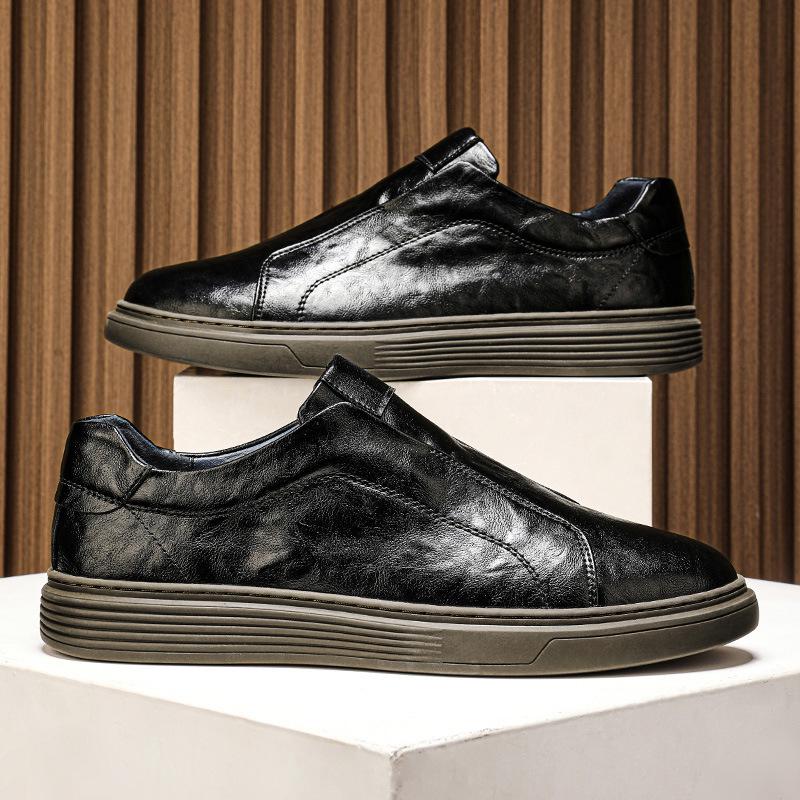 Men's Casual Slip-on Leather Loafers - British Style, Elastic Band, Versatile Youthful Design, White.