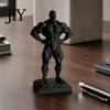 Stolní ozdoba kulturista 3D tištěná figurka svalovce, Vtipná svalnatá stolní socha, Fitness dekorace Sběratelská soška do posilovny, Dárek