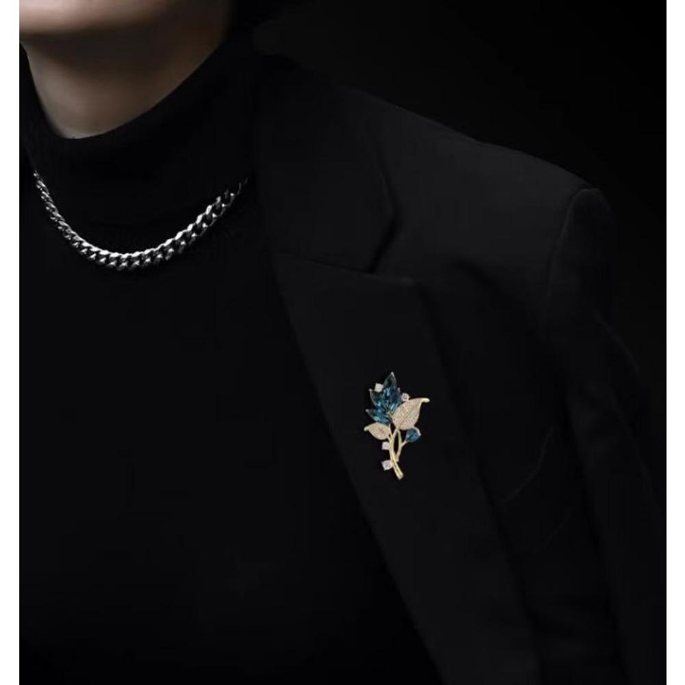 Women's  Luxury Exquisite Elegant Elegant Flower Brooch Luxury Exquisite Brooch Autumn And Winter Coat Design Sense