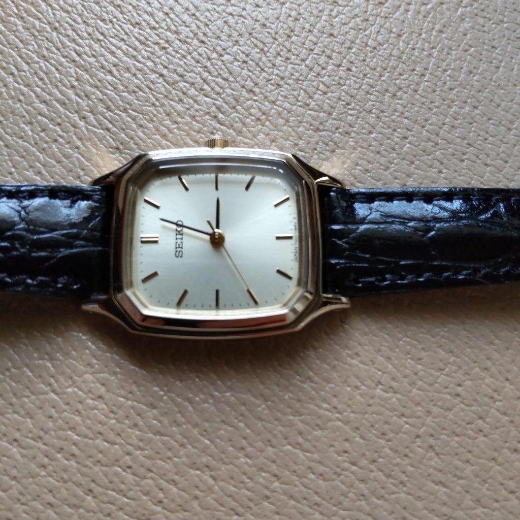 [USED] Seiko ladies' watch, black leather