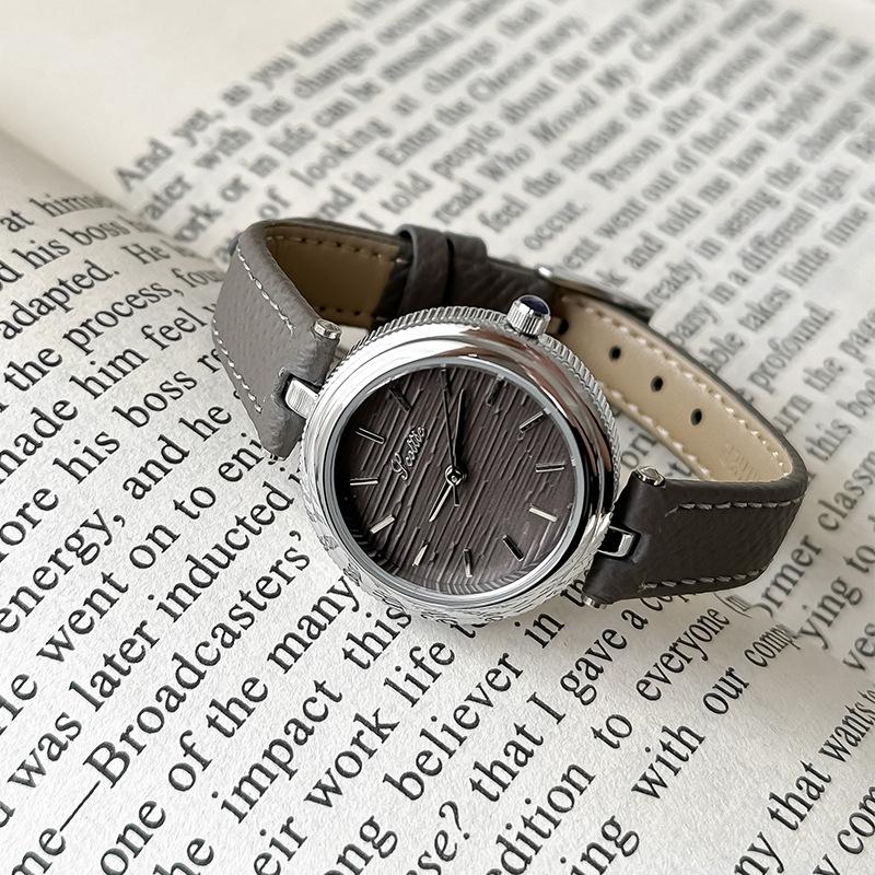 9725 Light Luxury Niche Watch Waterproof Women'S High-Value Small Plate Workplace Women'S Watch