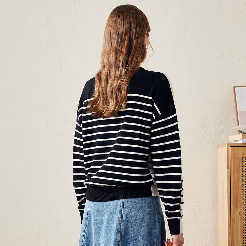 Komongboka Women's Autumn/Winter Black & White Striped Round Neck Wool Sweater