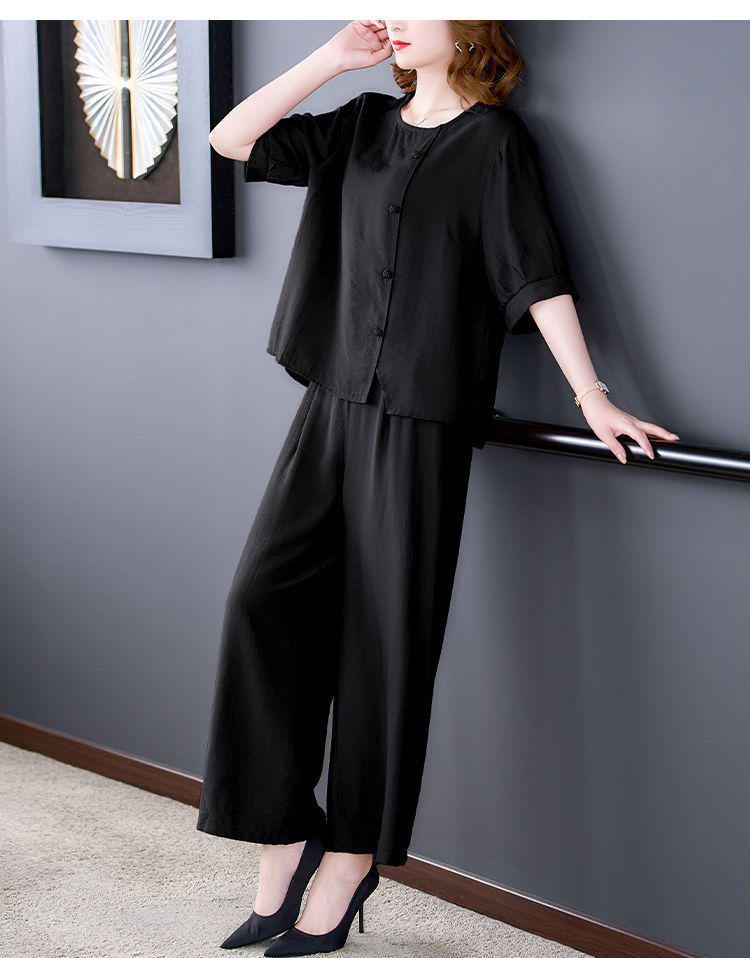 Mother's Summer 2026 Stylish Loose Fit Two-Piece: Short Sleeve, Casual, Slimming, Tummy Concealing for Middle-Aged Women