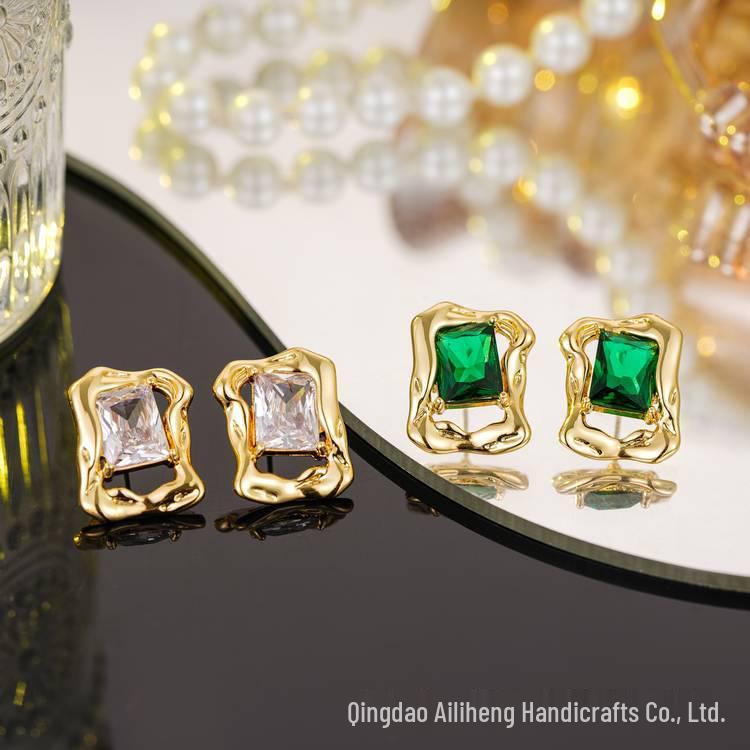 

Exquisite 2025 Zircon Stud Earrings: Trendy, Elegant Design for Women