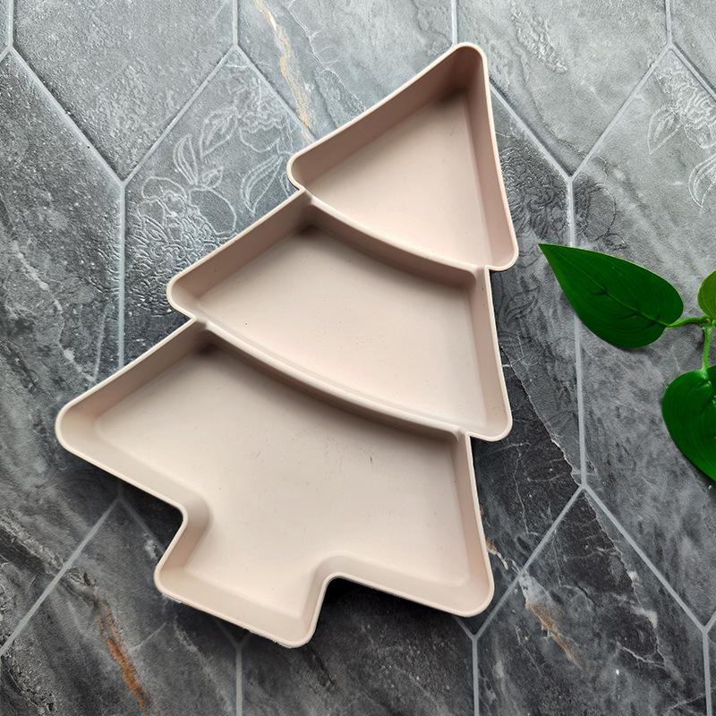 Kreative Weihnachtsbaum-Snackplatte für Nüsse, Samen & Süßigkeiten