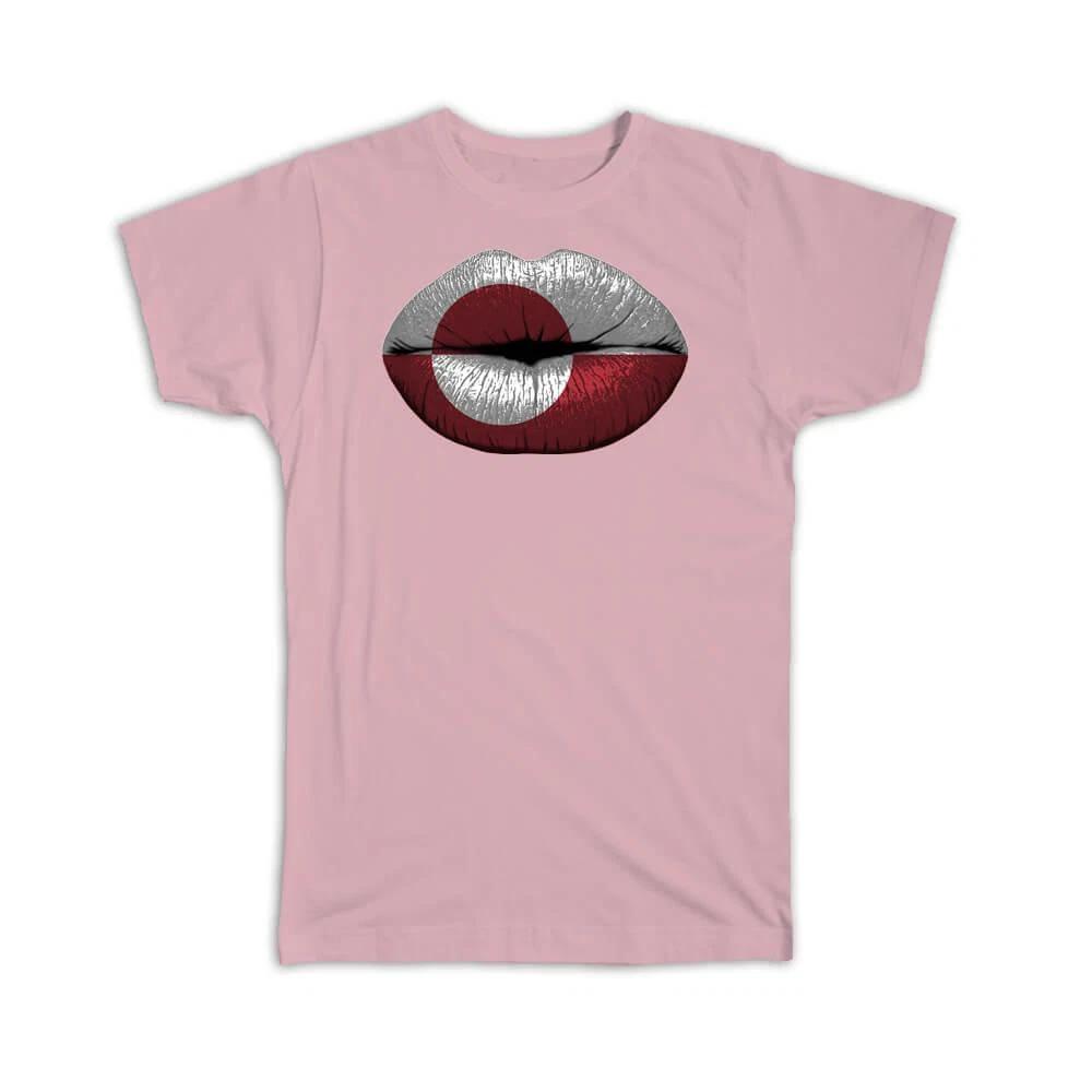 Gift T-Shirt : Lips Greenlandic Flag Greenland Expat Country For Her Women 4XL