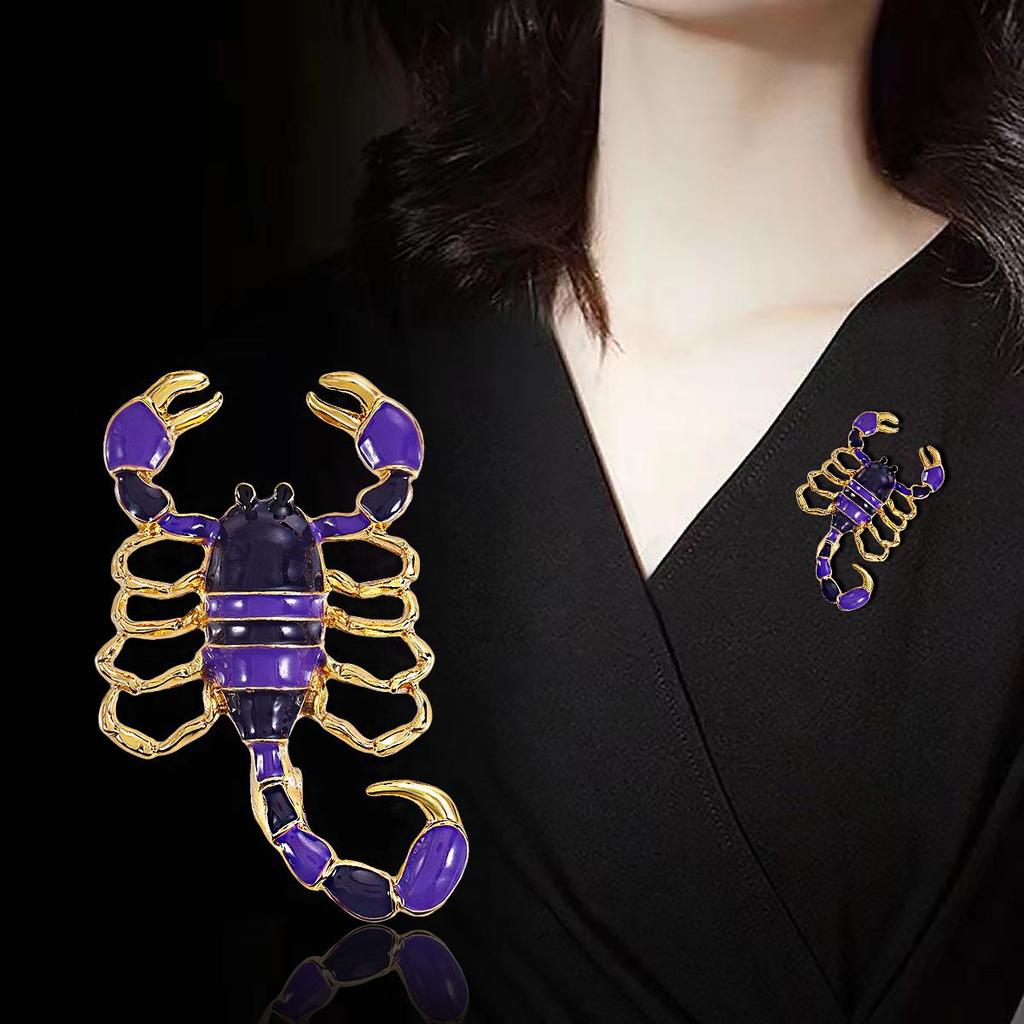 Elegant Scorpion Brooch: High-End Enamel Alloy Pin for Men's Suits