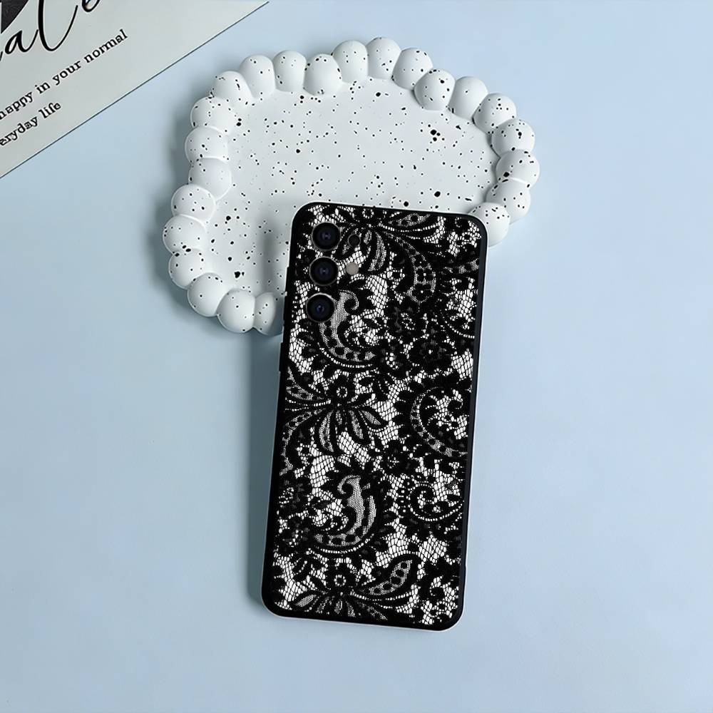 L-Lace Print Pattern Phone Case For Samsung S25,S24,S21,S22,S23,S30,Ultra,S20,Plus,Fe,Lite,Black Soft Silicone