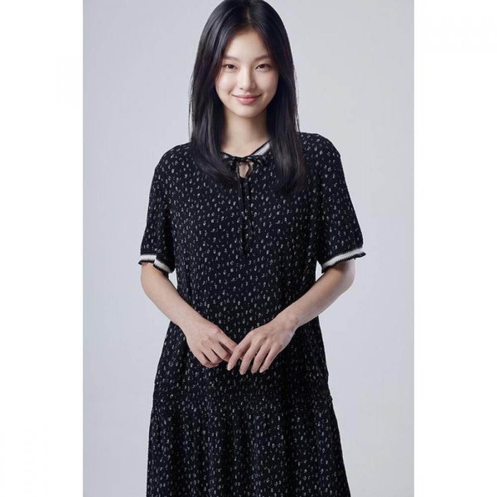 Benetton Women S Floral pleatS dreSS Baopf3631