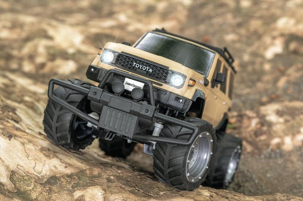 Jozen Scale Radio Control Toyota Land Cruiser 70 1/22 JRVT145-BG