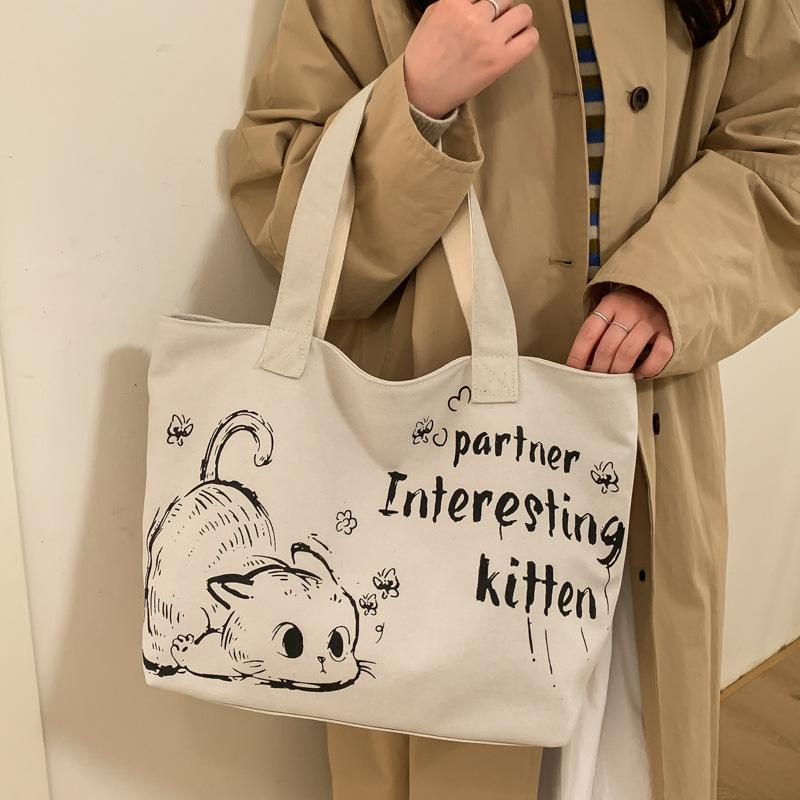 Simple, Fashionable, Niche and Artistic Single-shoulder Bag with Large Capacity Student Handbag