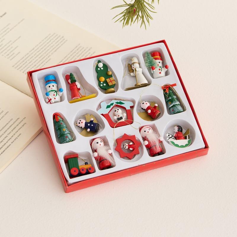 New Wooden Christmas Boxed Pendant Small Gifts Gifts Small Train Puppets Christmas Tree Ornaments