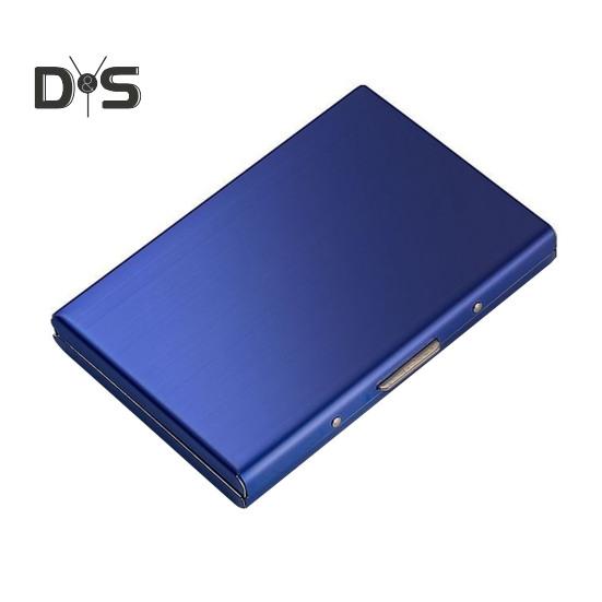 

Тонкий держатель для карт вмещает до 10 карт. Портативный держатель для карт из нержавеющей стали с функцией блокировки RFID, обеспечивающий конфиденциальность. Легкий органайзер для карт. королевский синий