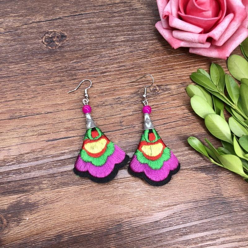 Hand-embroidered retro fabric earrings, flower fringed versatile femininity, stage performance, earrings, earrings.