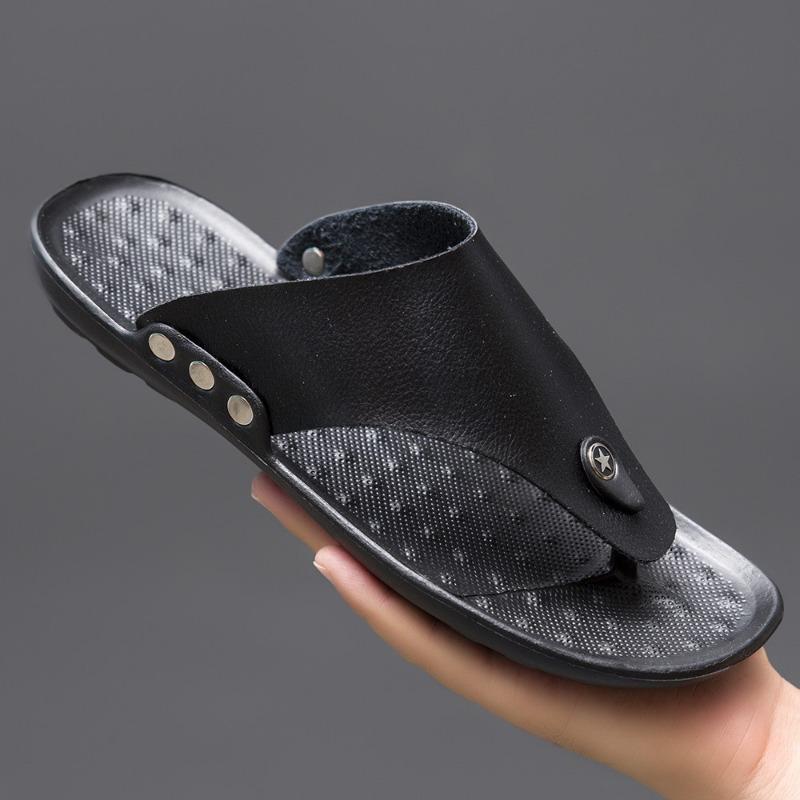 Men's Leather Thong Sandals with Rivet Details Comfort Casual Flip Flops