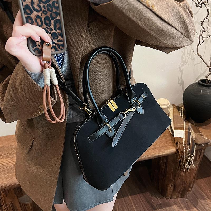 

Замшевая ручная сумка женская осенняя мода высококачественная матовая сумка через плечо через плечо чёрный