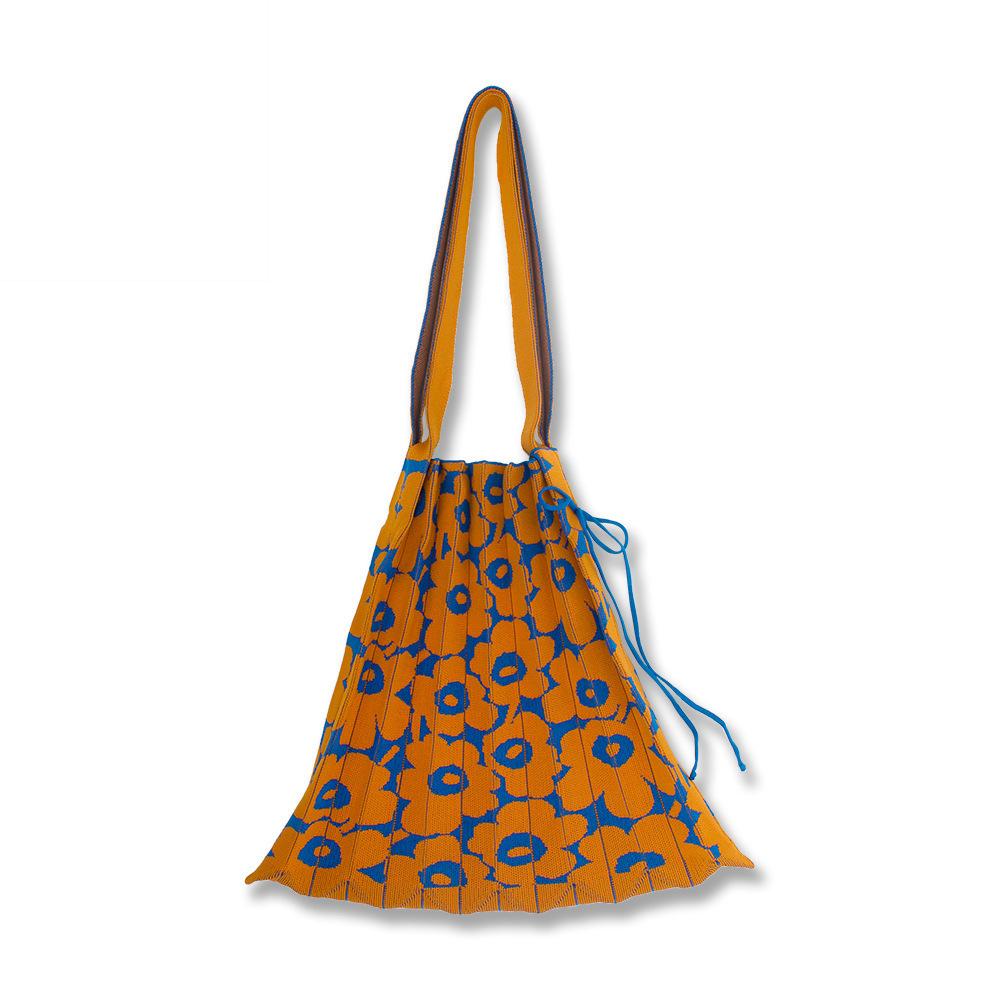 Spring Summer Shoulder Bag for Women Large Capacity Pleated Folding Organ Bag for College Students Knitting for Women