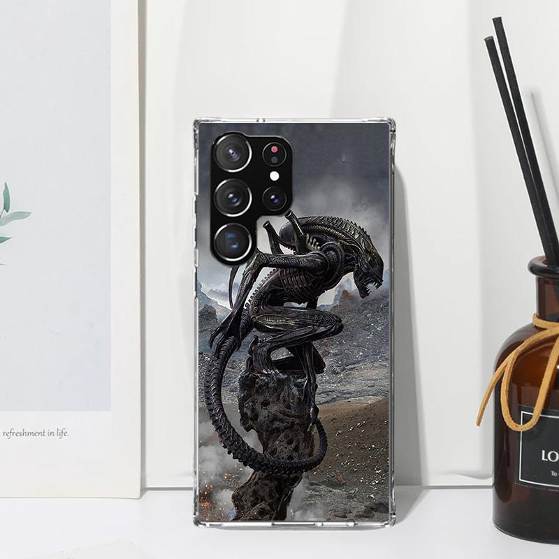 Alien Vs Predator Painted Phone Case For Samsung Galaxy S25 S24 S23 S22 Ultra S21 FE S20 Plus S10 + S10E Art Fundas Back Cover S