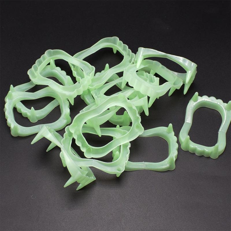 6pcs Green Vampire Teeth Fangs Glow in The Dark Fake Vampire Teeth Kids Sharp Teeth Halloween Decorative Luminous Dentures