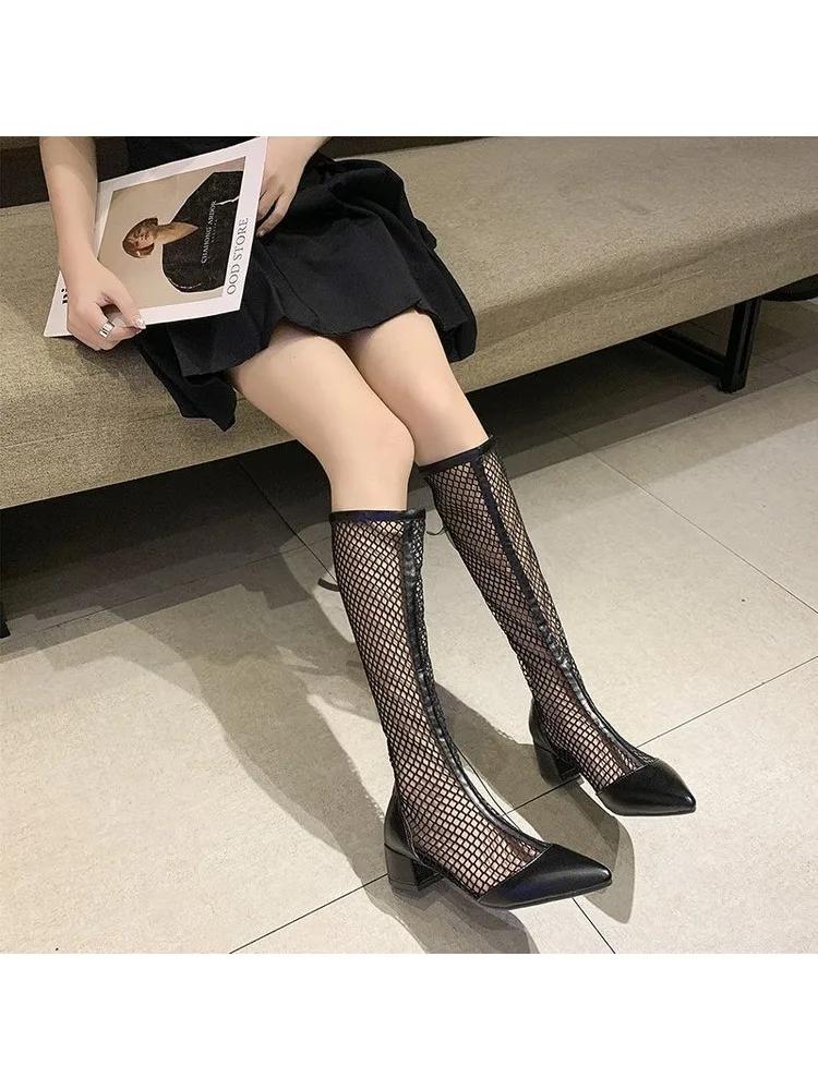 

Модные тонкие сетчатые ботинки Мартин для женщин, на толстом каблуке, дышащие сетчатые полые короткие ботинки, лето 2025, новые сандалии на толстой подошве и высоком каблуке 35