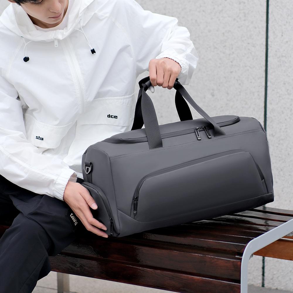 Unisex Rese- & Sportväska, Stor Kapacitet med Torr-Våt Separation, High-End Handbagage för Kortdistans.