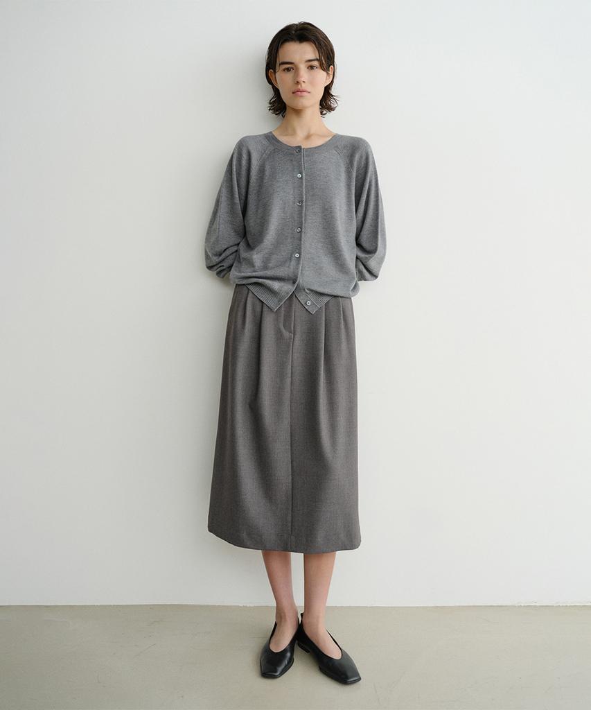 Ia Tuck Volume Maxi Skirt (Charcoal)