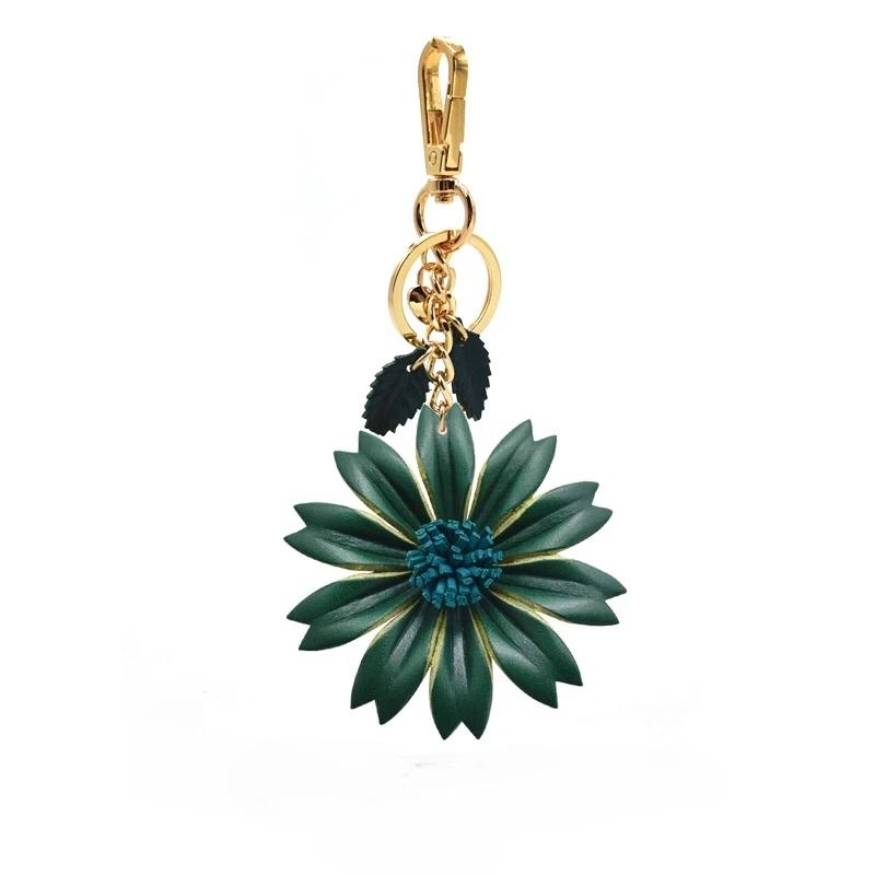 Handmade Leather Daisies Nordic Ins Flower Three-dimensional Bag Pendant Cowhide Pendant Car Keychain Handbook Bookmark