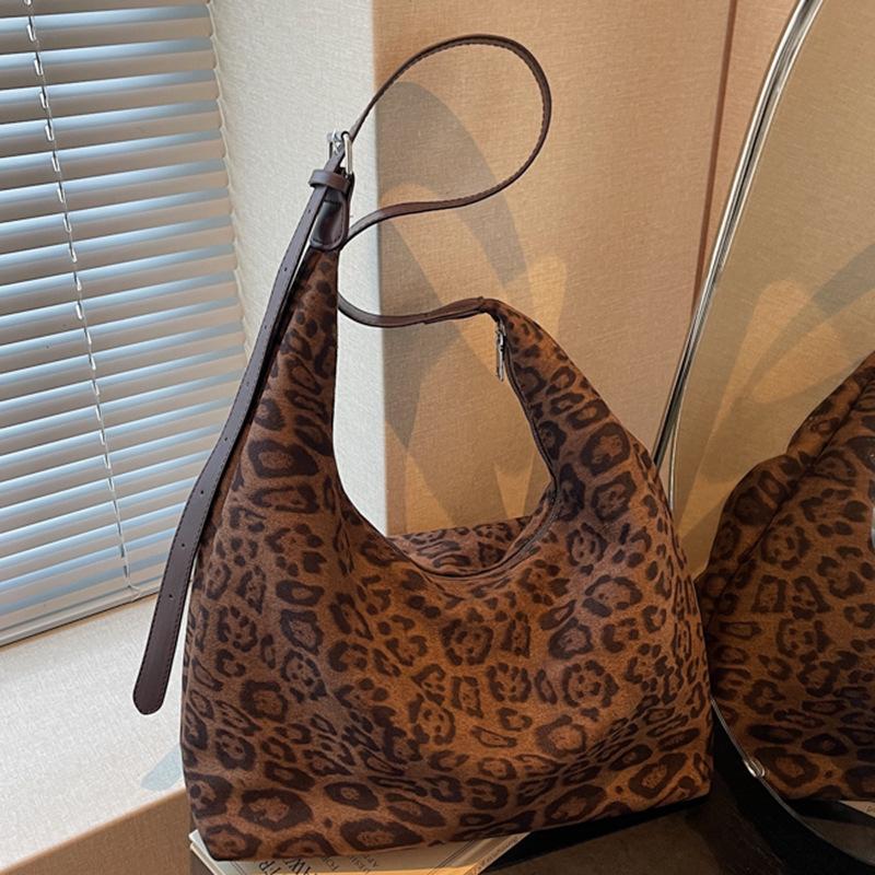 Einschultertasche mit Leopardenmuster Mode, Hohes Aussehen, Nische und Entspannte Tragetasche