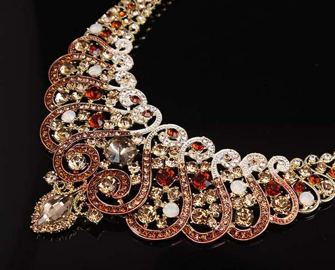 Elegant Full Diamond Clavicle Necklace & Earring Set for Evening Dress & Bridal Wear