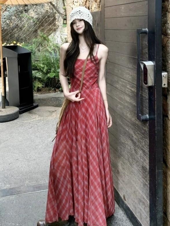 Red Plaid Long Skirt Xinjiang Dopamine Bright Yunnan Vacation Bohemian Dress Seaside Dingdar