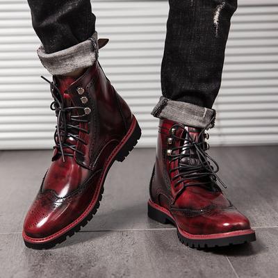 Botas masculinas de cano curto Brogues para motocicleta Casual Retro Botas antigas Botas masculinas de bico fino Formal de couro Smoking Botas de casamento