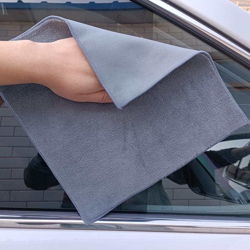 500g Thickened Double-Sided Coral Suede Car Cleaning Towel - Highly Absorbent and Durable for Car Wash.