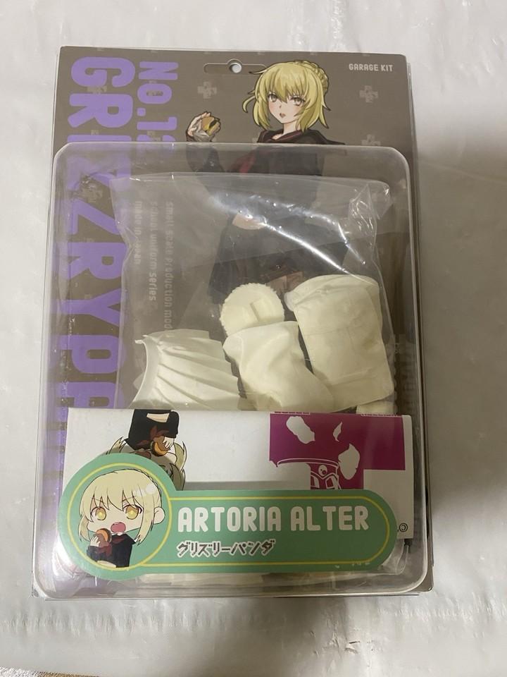 

[USED] Artoria Uniform Grizzly Panda Fate/Grand Order