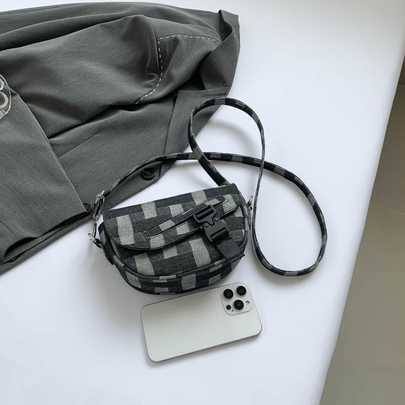 Spring/Summer New American Retro Saddle Bag Crossbody Bag Chest Bag Unisex Denim Fabric Sports