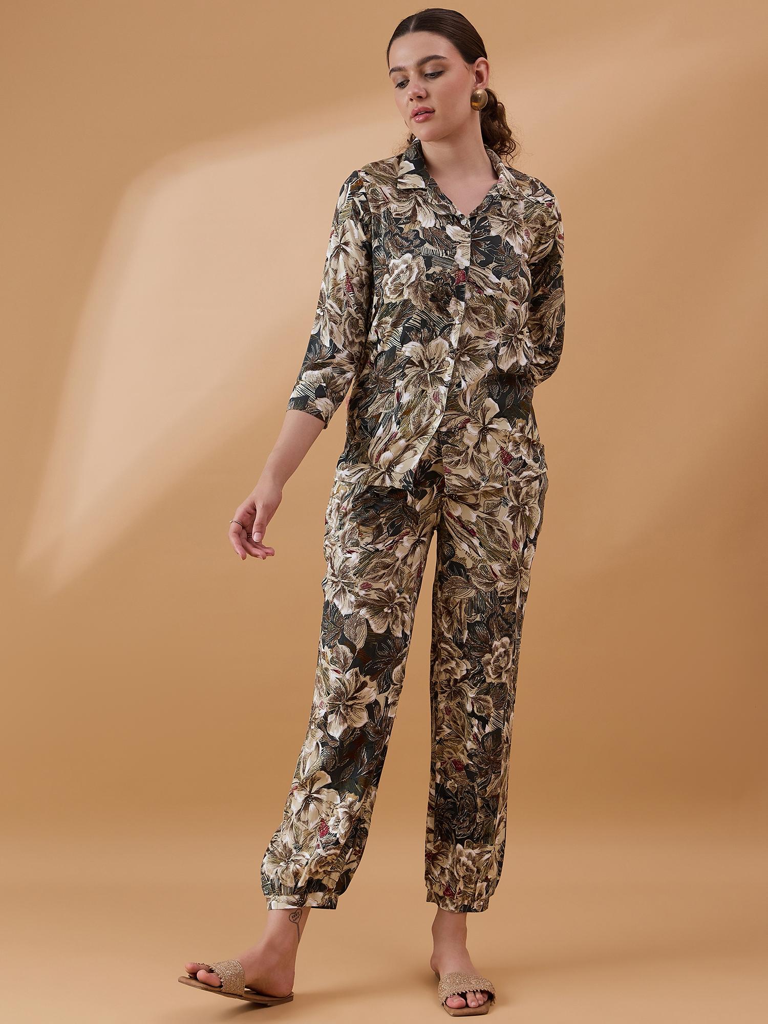 

Floral Printed Shirt With Trousers Coord Sets in Magenta and Black Color XXL чорний