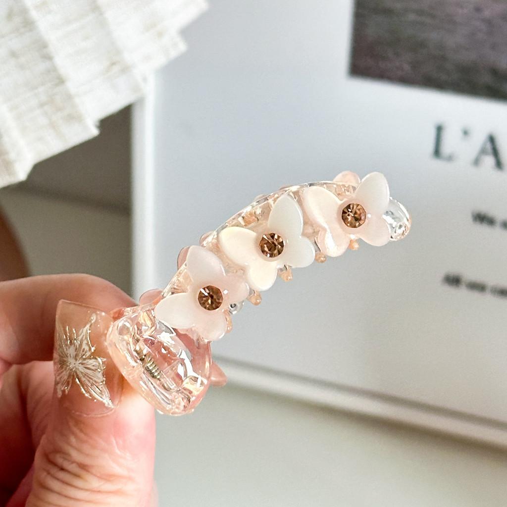 Elegant Mini Banana Hair Clip With Charming Butterfly And Floral Designs For Fashionable Hairstyles