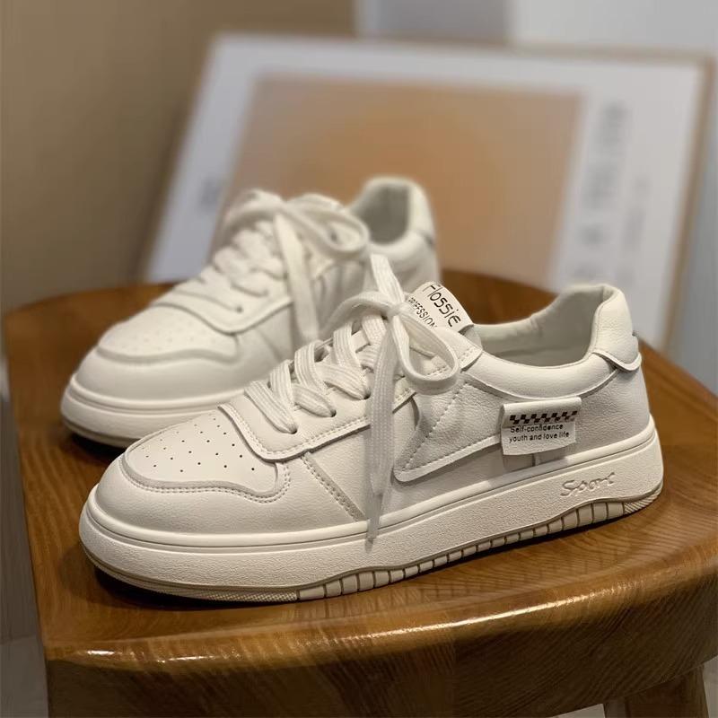 Leather little white shoes women's soft-soled women's shoes spring new versatile flat baseplate shoes casual sports shoes